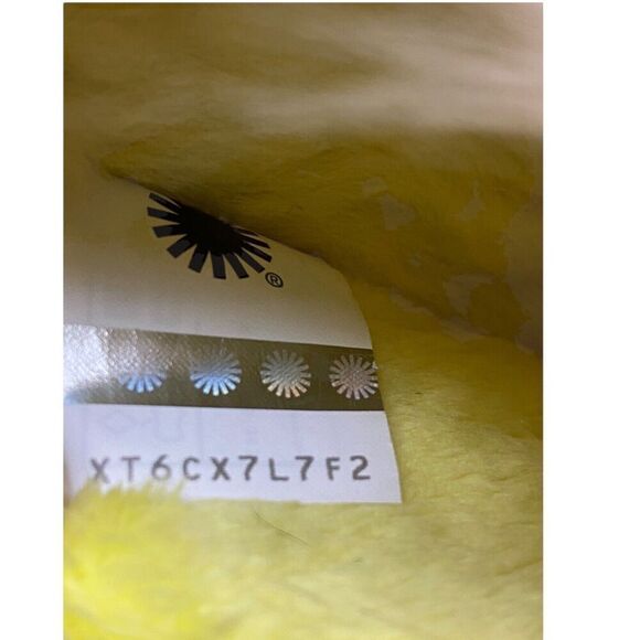 UGG Slippers Girls 4 Yellow Slides Fluff Yeah Tie Dye Lemonade 1120033K Comfy - Picture 6 of 10